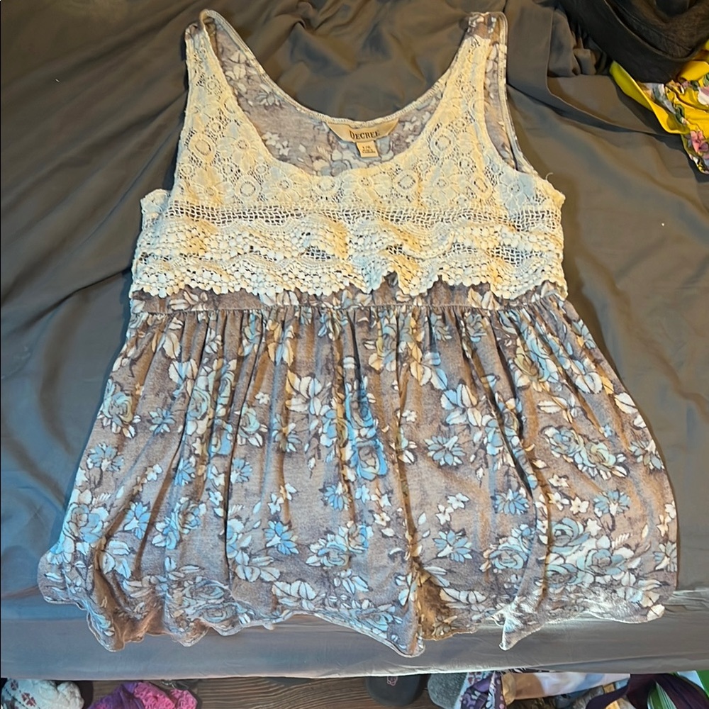 Lace Floral Women's Top